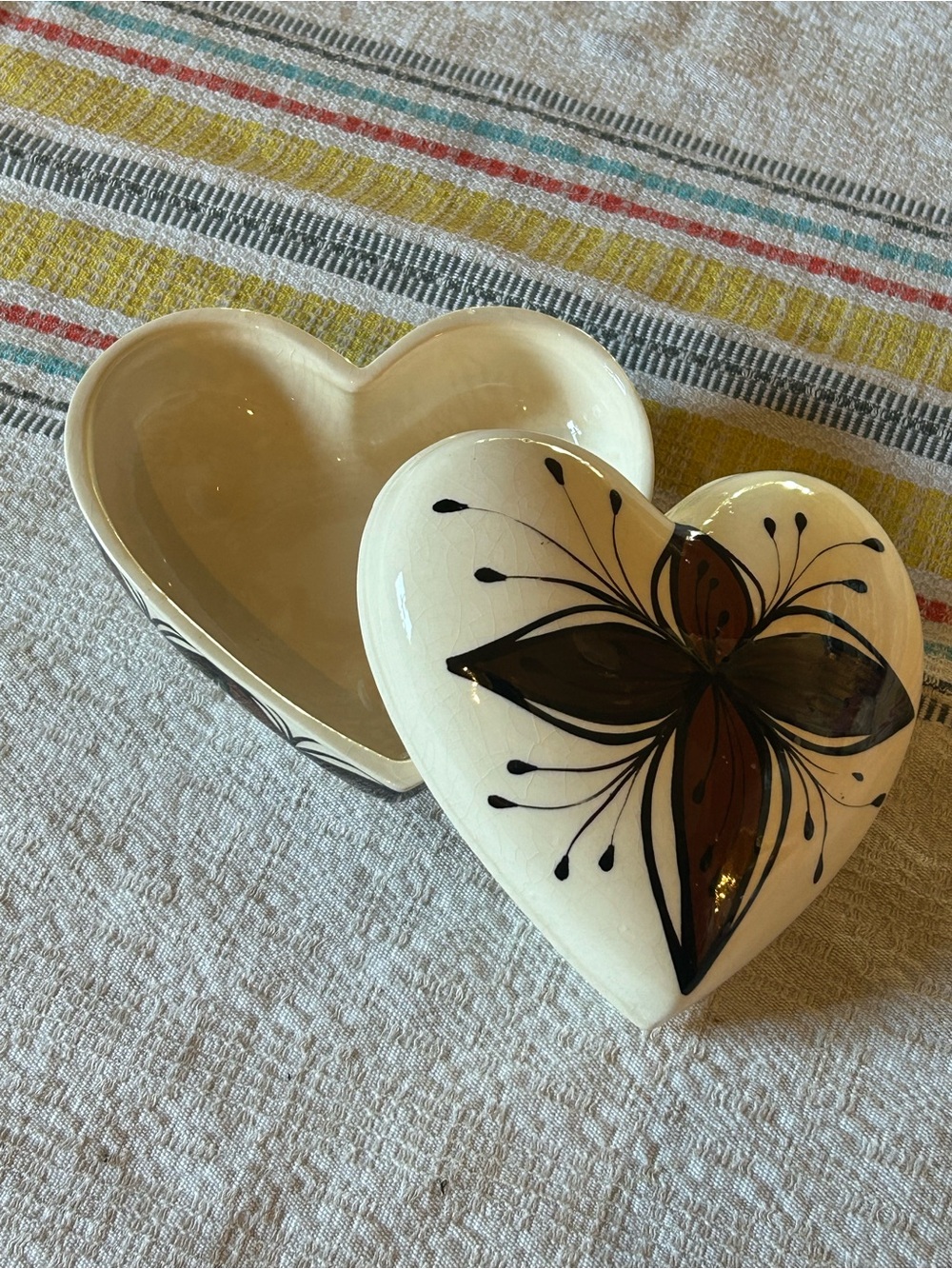 Heart-Shaped Ceramic Trinket Box with Brown Floral Design
